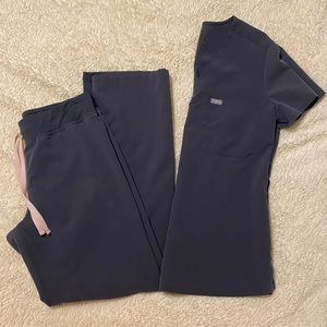 Figs Charcoal Grey Scrub Set